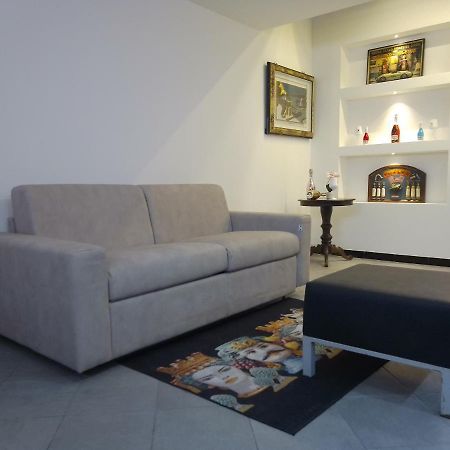 Tiziano'S Home Katánie Exteriér fotografie